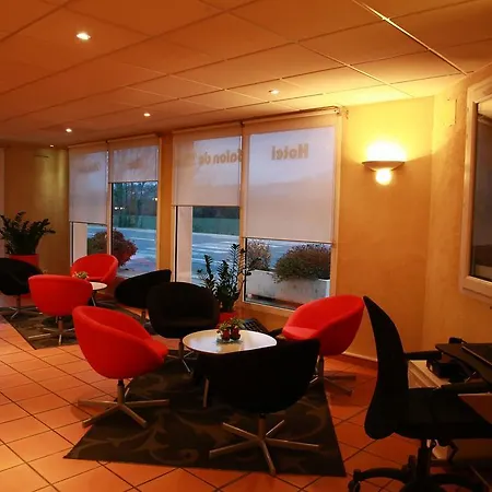 Отель Alma Best Hotel Castres Лагарригю